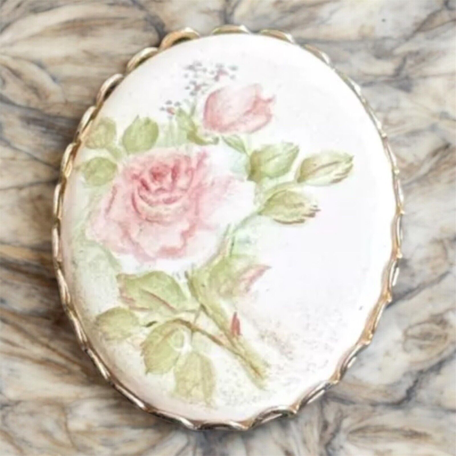 Vintage Ceramic Flower Cameo Brooch - Goldtone - 1.5 Inches